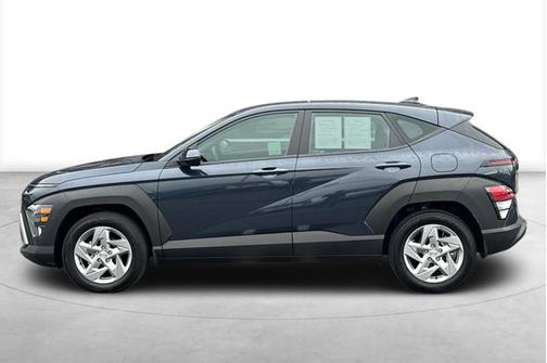 2025 Hyundai KONA SE