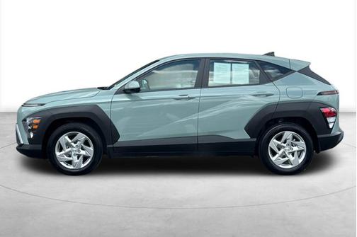 2025 Hyundai KONA SE