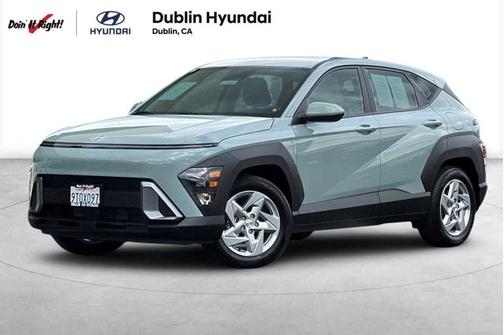 2025 Hyundai KONA SE