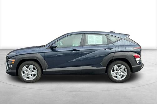 2025 Hyundai KONA SE