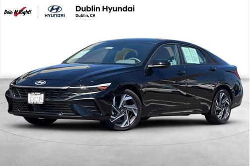 Black 2025 Hyundai ELANTRA HEV SEL Sport