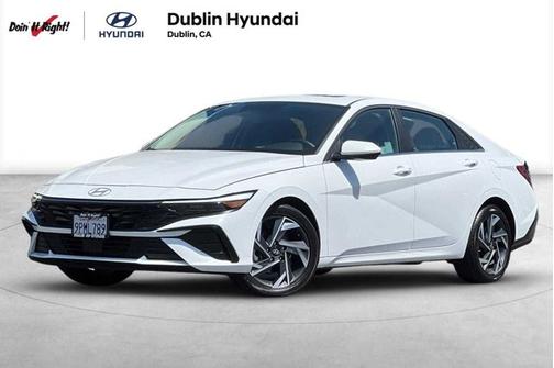 2025 Hyundai ELANTRA SEL Convenience