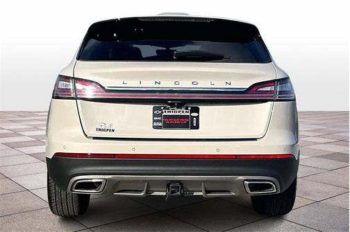 2021 Lincoln Nautilus Reserve