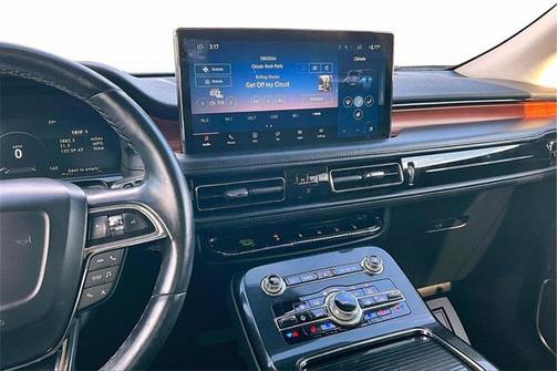 2021 Lincoln Nautilus Reserve