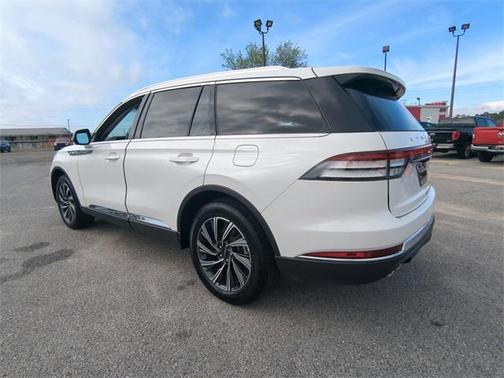 2025 Lincoln Aviator Premiere