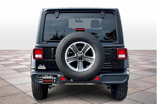 2022 Jeep Wrangler Unlimited Sahara