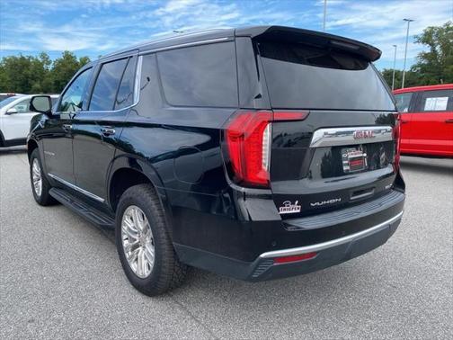 2022 GMC Yukon SLT
