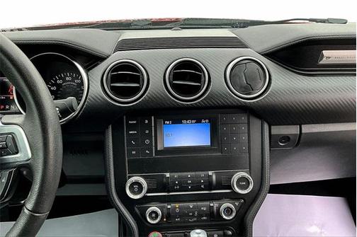 2021 Ford Mustang EcoBoost