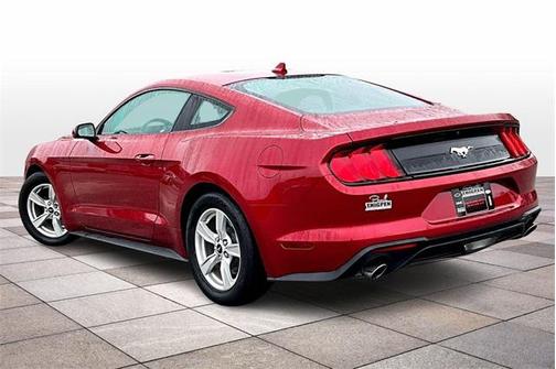2021 Ford Mustang EcoBoost