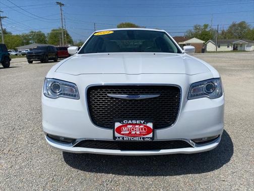 2021 Chrysler 300 Touring