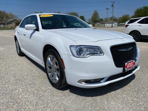 2021 Chrysler 300 Touring