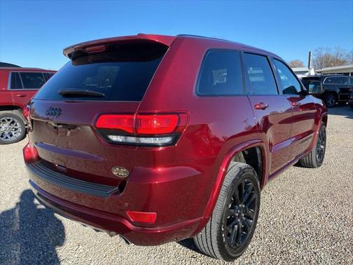2022 Jeep Grand Cherokee Laredo