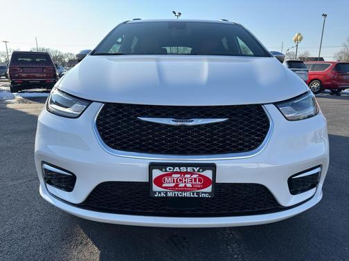 2026 Chrysler Pacifica L