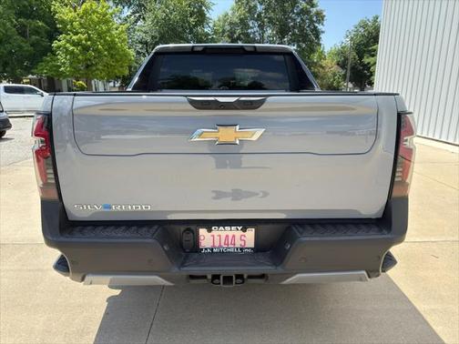 2025 Chevrolet Silverado EV LT