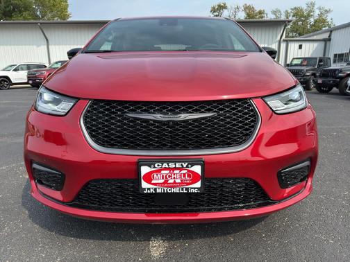 2026 Chrysler Pacifica L