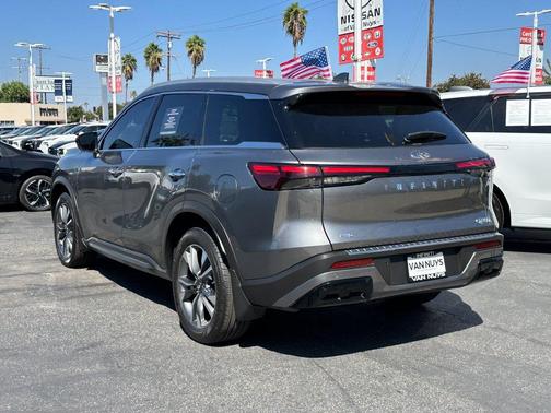 Graphite Shadow 2023 INFINITI QX60 Luxe