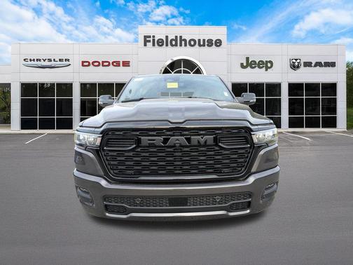 Granite Crystal Metallic Clearcoat 2027 RAM 1500 Big Horn/Lone Star