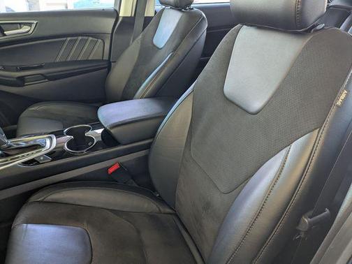 2017 Ford Edge Sport