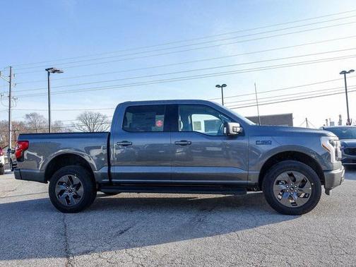 2025 Ford F-150 Lightning Flash