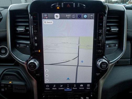 2024 RAM 2500 Laramie Crew Cab 4x4 6'4' Box