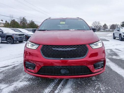 2026 Chrysler Pacifica L