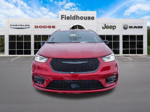 2026 Chrysler Pacifica L