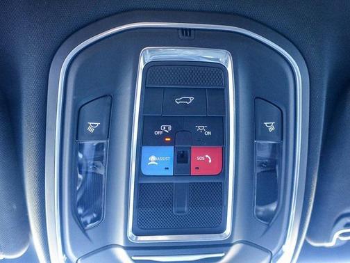 2022 Jeep Wagoneer Series II 4x2