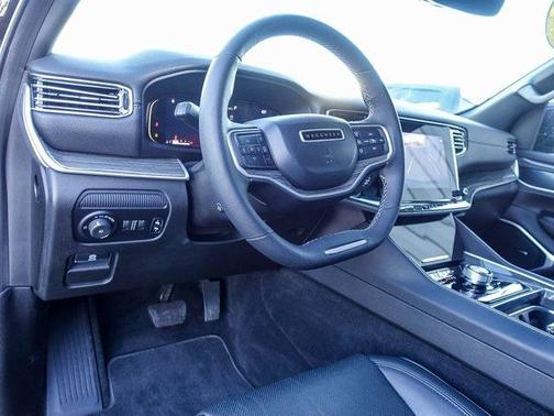 2022 Jeep Wagoneer Series II 4x2