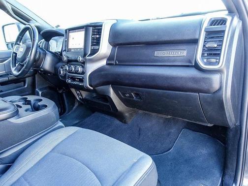 2023 RAM 2500 Big Horn Crew Cab 4x4 8' Box