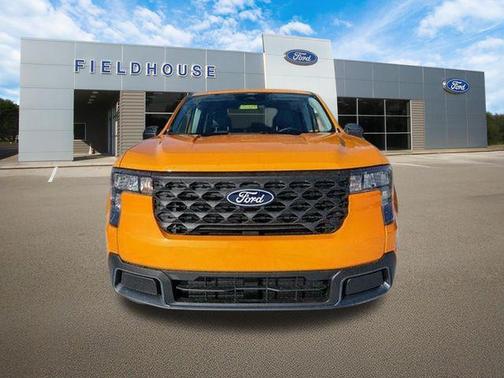 ORANGE FURY METALLIC TRI-COAT 2026 Ford Maverick XLT
