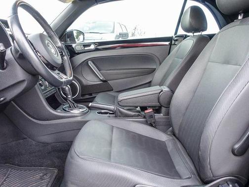 2013 Volkswagen Beetle 2.0T