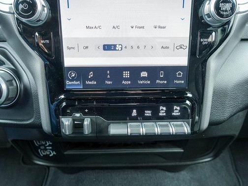 2024 RAM 2500 Big Horn Crew Cab 4x4 6'4' Box