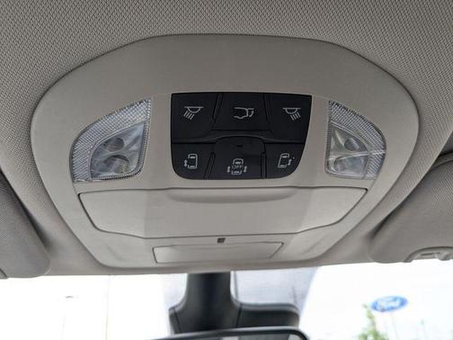 Granite Crystal Metallic Clearcoat 2023 Chrysler Pacifica Touring L
