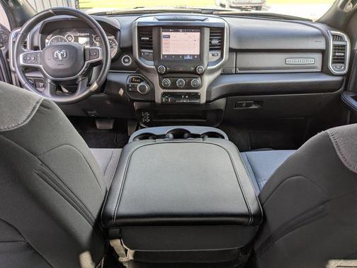 Granite Crystal Metallic Clearcoat 2024 RAM 2500 Big Horn Crew Cab 4x4 6'4' Box