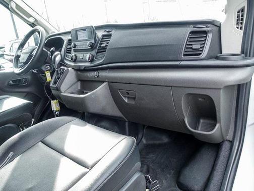 2022 Ford Transit-250 Base