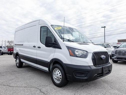 2022 Ford Transit-250 Base