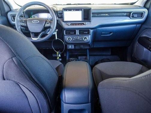 2024 Ford Maverick XL