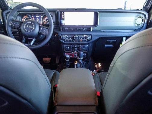 2026 Jeep Gladiator Mojave X 4x4