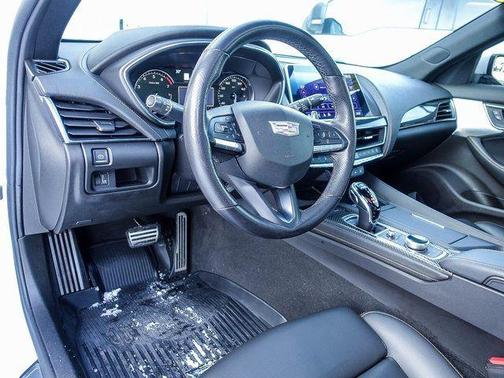 2023 Cadillac CT5 Sport