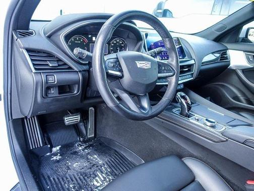 2023 Cadillac CT5 Sport