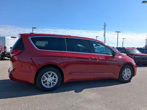 2026 Chrysler Pacifica L