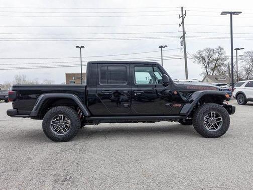 2025 Jeep Gladiator Mojave X