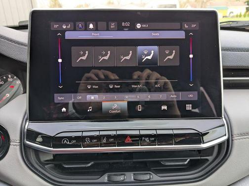 Sting-Gray Clearcoat 2023 Jeep Compass Limited