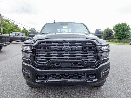 2025 RAM 2500 Big Horn Crew Cab 4x4 6'4' Box