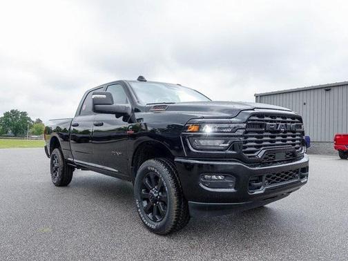2025 RAM 2500 Big Horn Crew Cab 4x4 6'4' Box