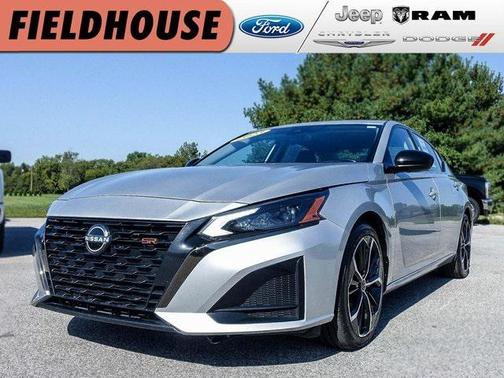 2023 Nissan Altima SR FWD