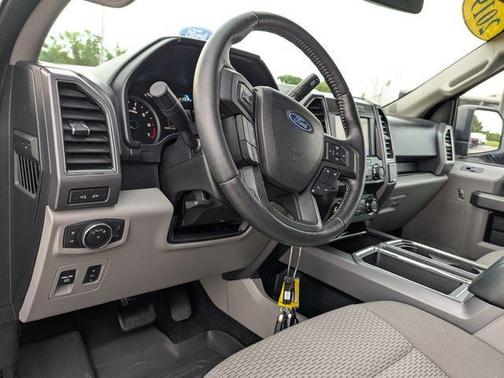 Blue Jeans Metallic 2019 Ford F-150 XLT