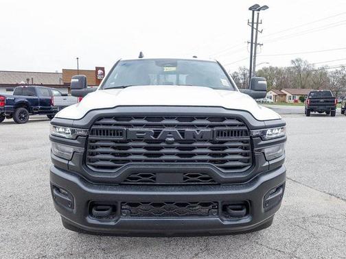 2025 RAM 2500 Tradesman Crew Cab 4x4 6'4' Box