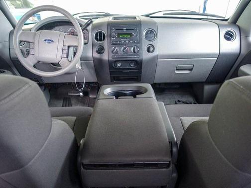 2006 Ford F-150 XLT