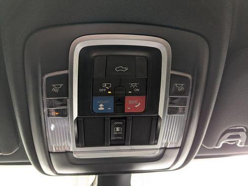 2022 RAM 2500 Laramie Crew Cab 4x4 6'4' Box